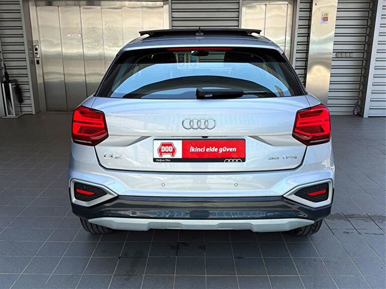 AUDI Q2