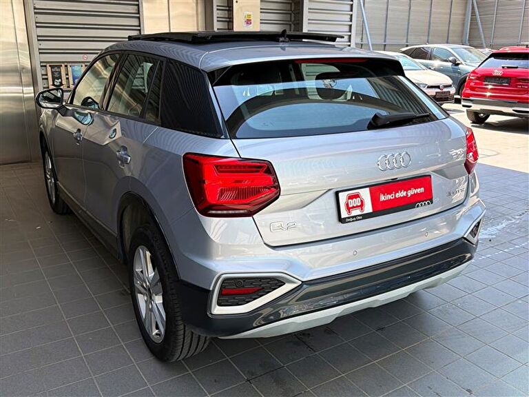 AUDI Q2