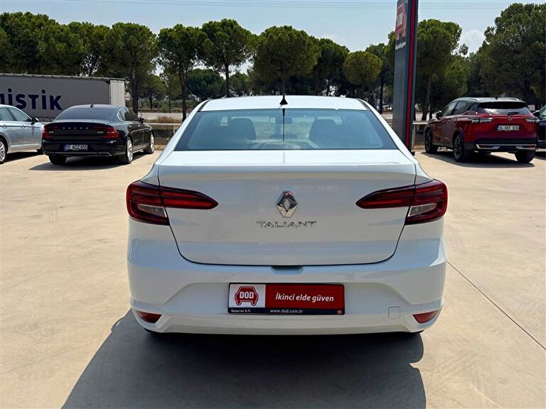 RENAULT TALIANT