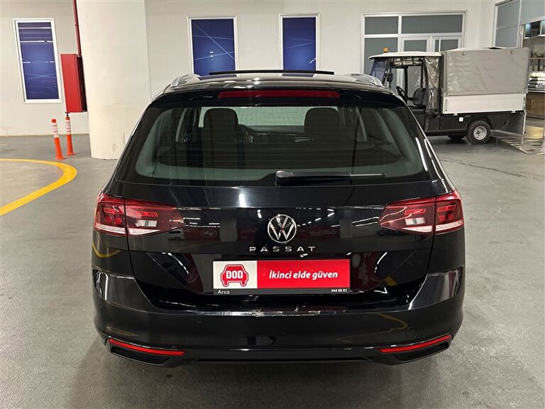 VOLKSWAGEN PASSAT VARIANT