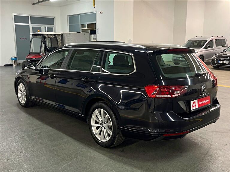 VOLKSWAGEN PASSAT VARIANT