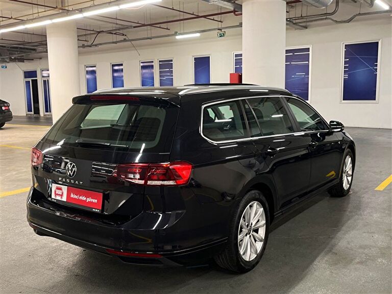 VOLKSWAGEN PASSAT VARIANT