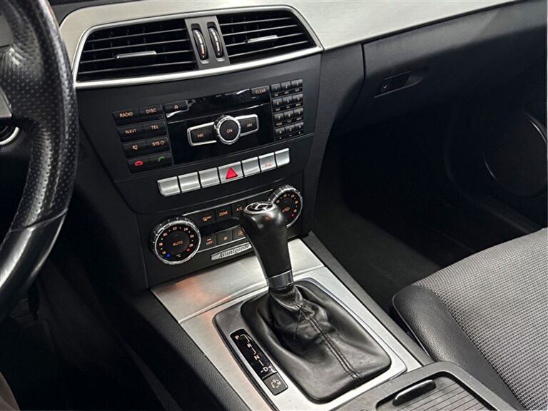 MERCEDES-BENZ C-SERISI