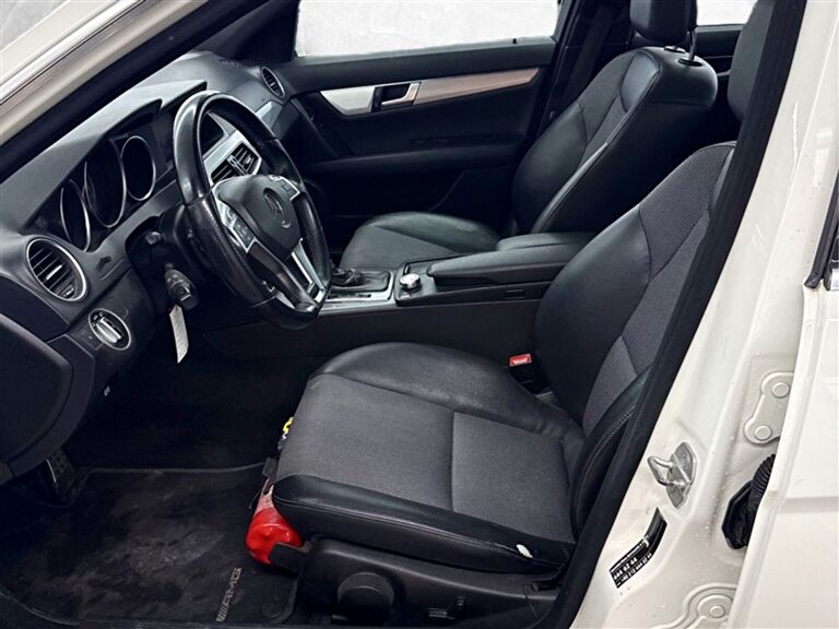 MERCEDES-BENZ C-SERISI