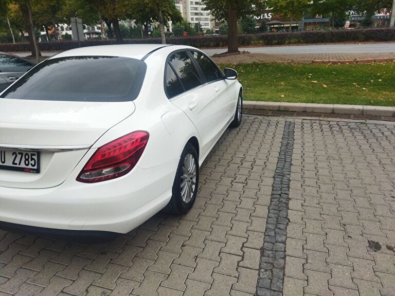 MERCEDES-BENZ C-SERISI