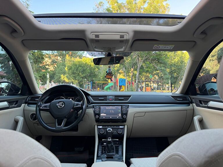 SKODA SUPERB