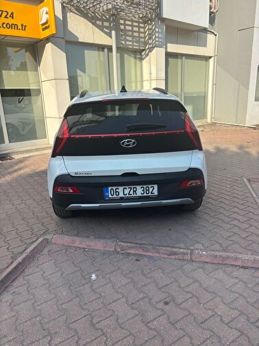 HYUNDAI BAYON