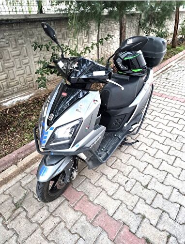 RMG Moto Gusto Aston 125