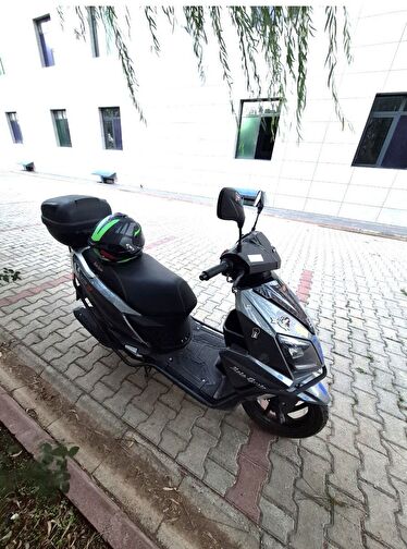 RMG Moto Gusto Aston 125
