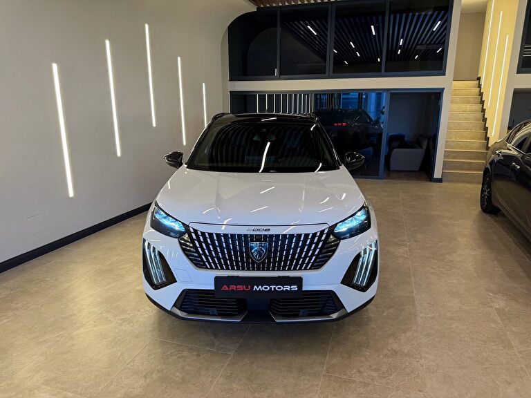 PEUGEOT 2008