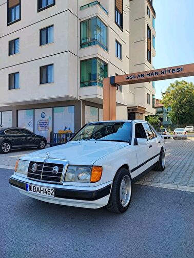 MERCEDES-BENZ 200