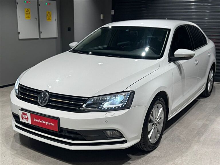 VOLKSWAGEN JETTA