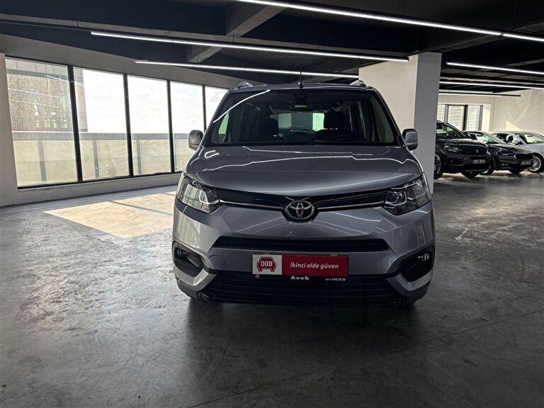 TOYOTA PROACE CITY