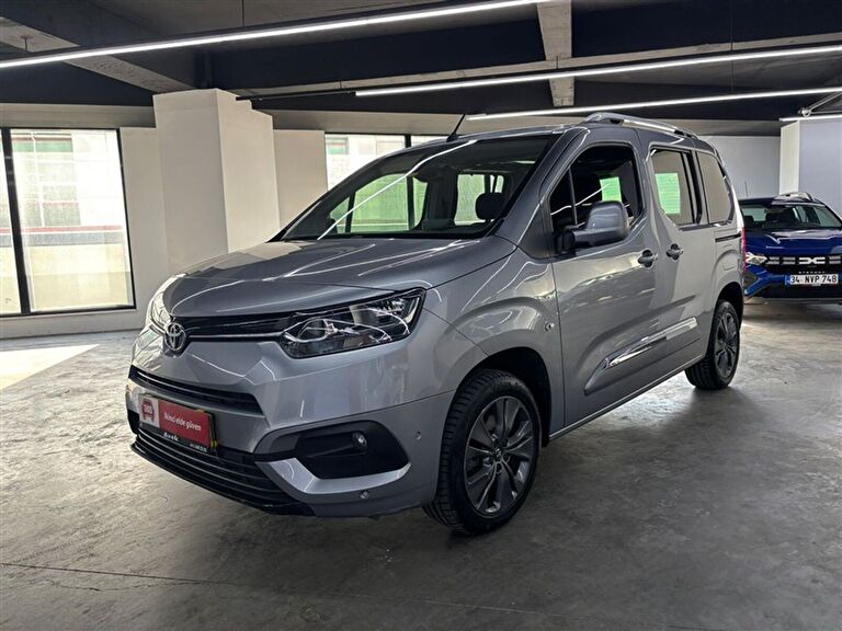 TOYOTA PROACE CITY