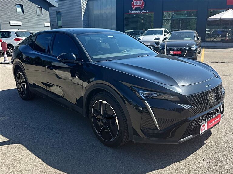 PEUGEOT 408
