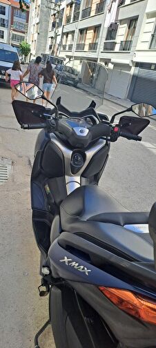 Yamaha X-Max 250 ABS