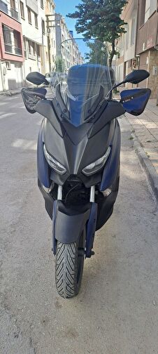 Yamaha X-Max 250 ABS