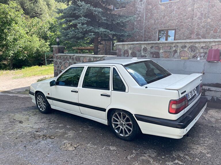 VOLVO 850