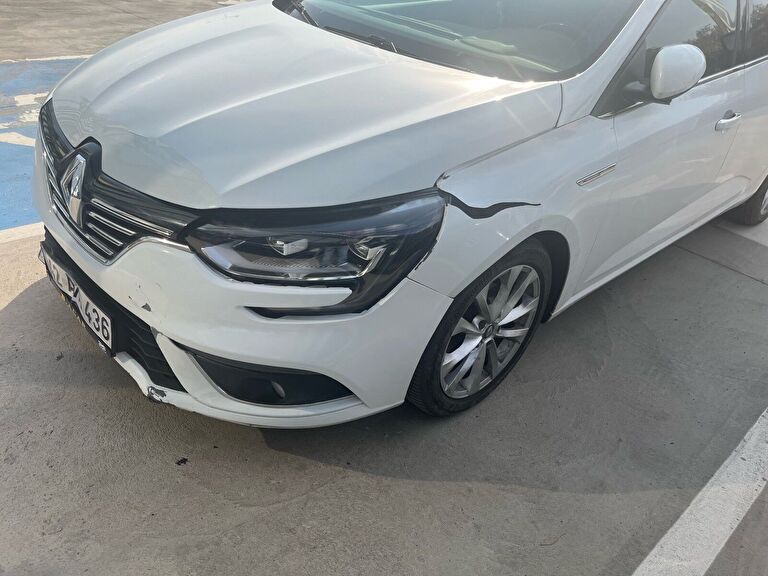 RENAULT MEGANE