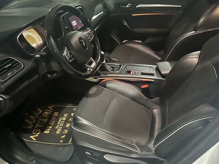 RENAULT MEGANE