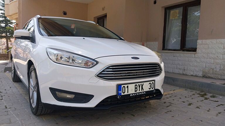 FORD FOCUS