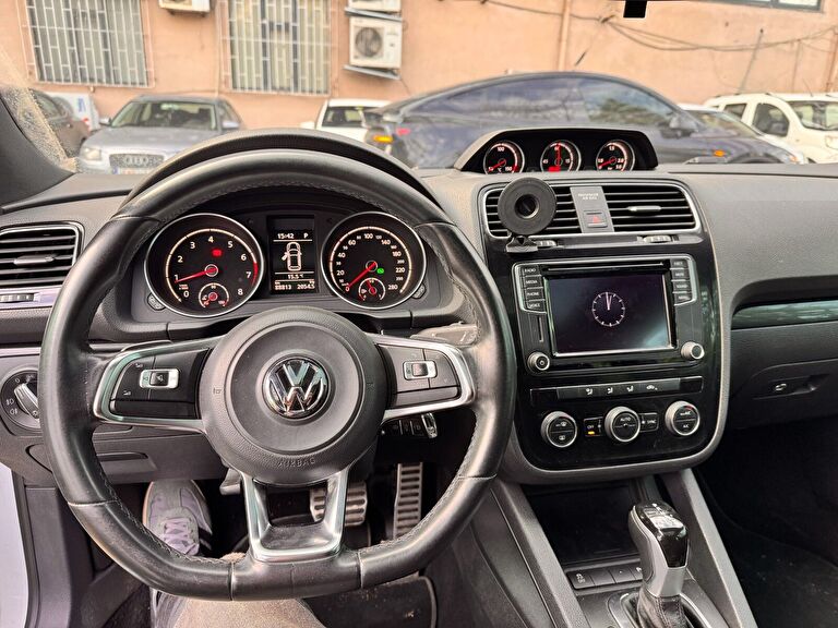 VOLKSWAGEN SCIROCCO