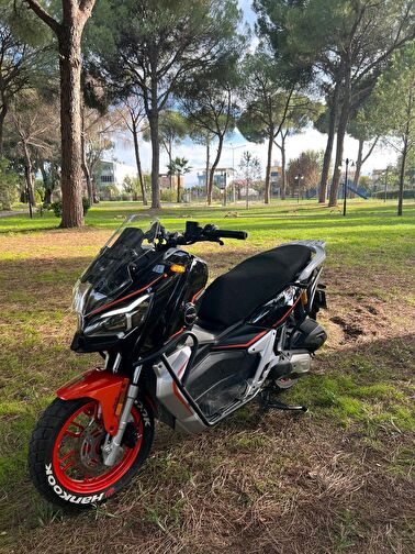 RKS Reale 125