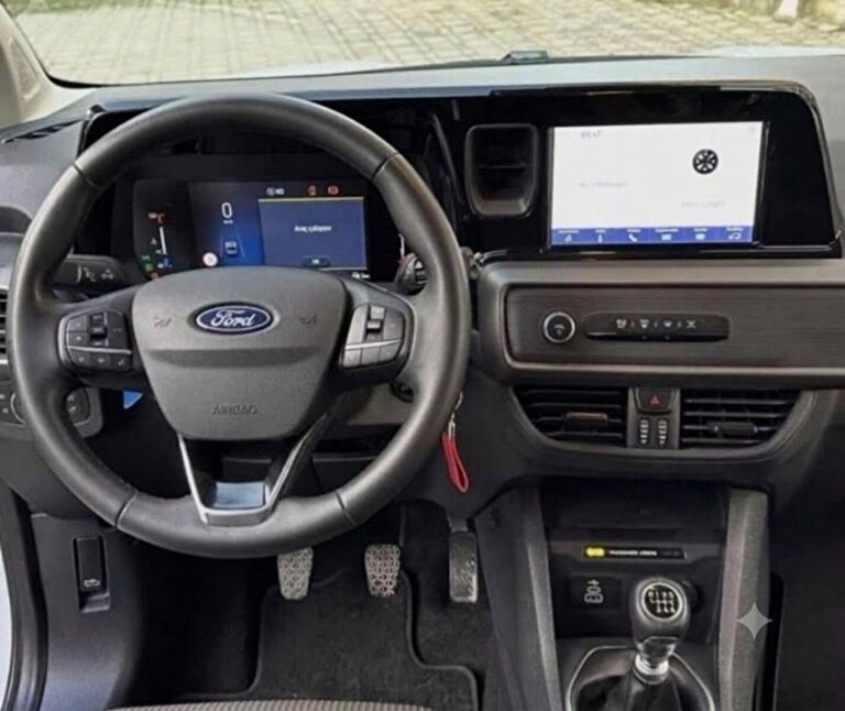 FORD TOURNEO COURIER
