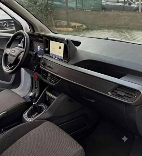 FORD TOURNEO COURIER