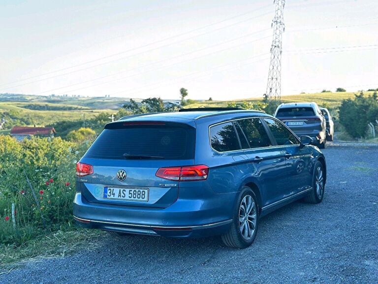 VOLKSWAGEN PASSAT VARIANT