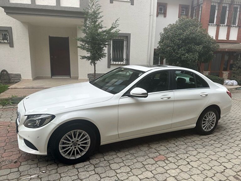 MERCEDES-BENZ C-SERISI
