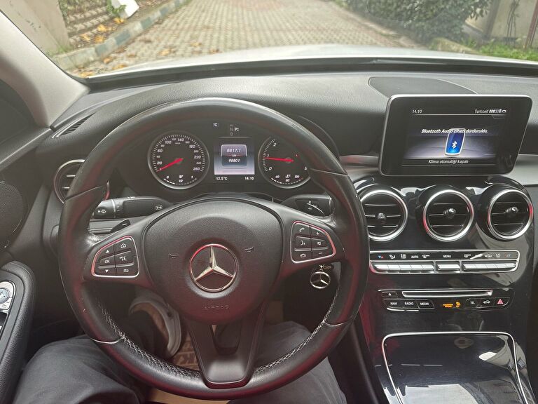 MERCEDES-BENZ C-SERISI