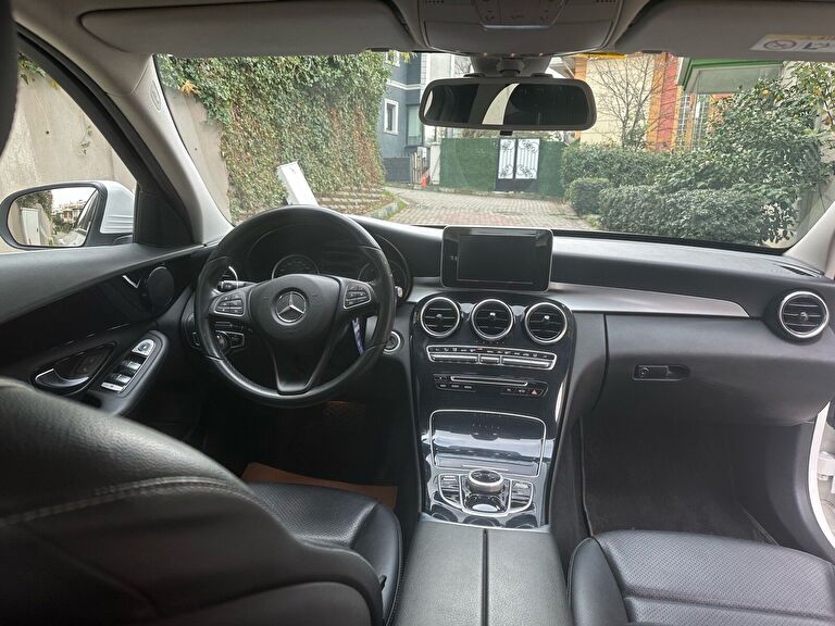 MERCEDES-BENZ C-SERISI