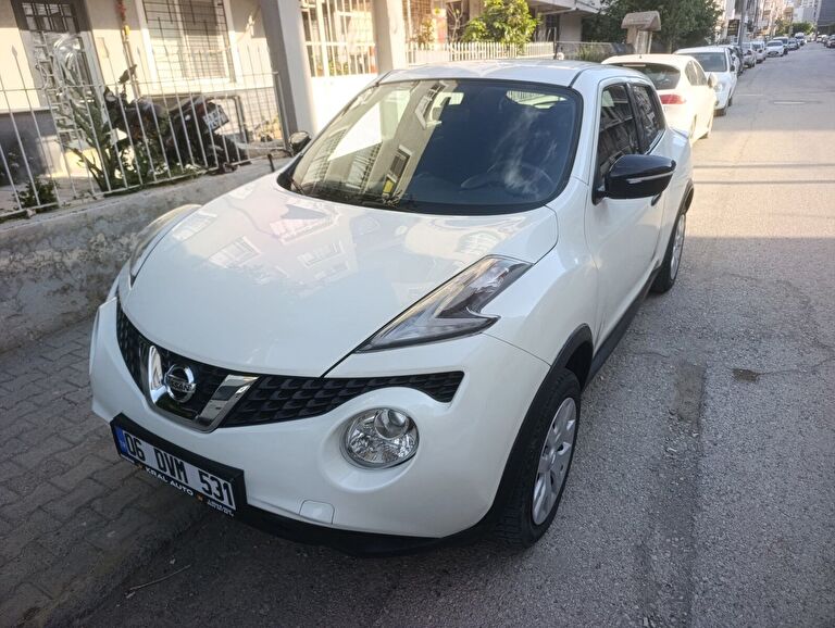 NISSAN JUKE