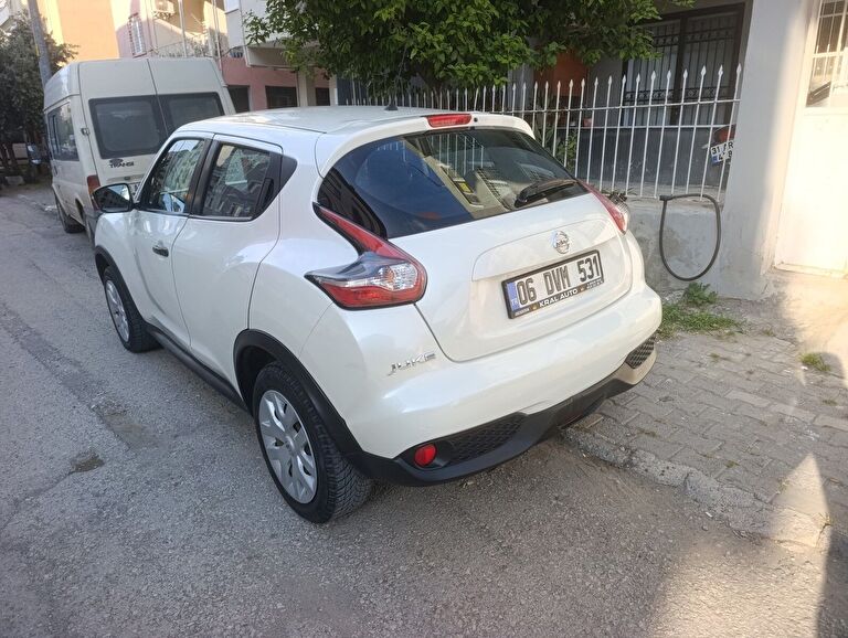 NISSAN JUKE