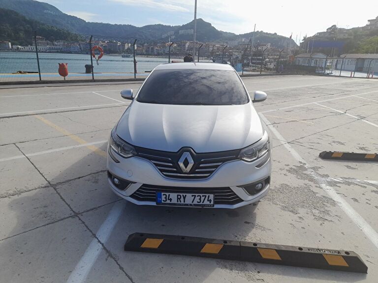 RENAULT MEGANE