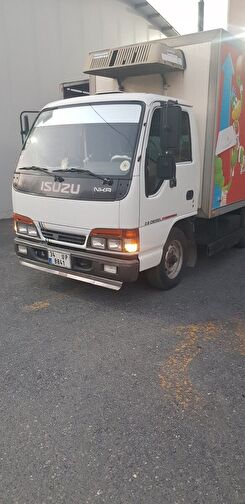 ISUZU NKR