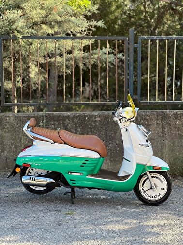 Peugeot Django 125