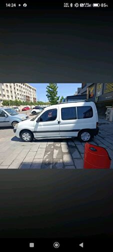 PEUGEOT PARTNER
