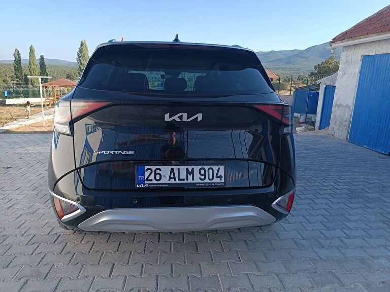 KIA SPORTAGE
