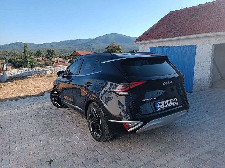 KIA SPORTAGE
