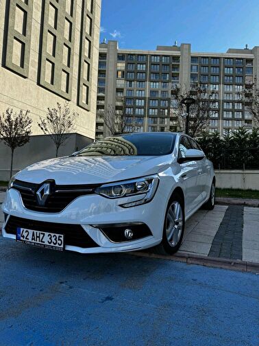 RENAULT MEGANE