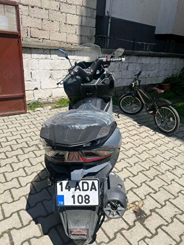 Arora GT 125