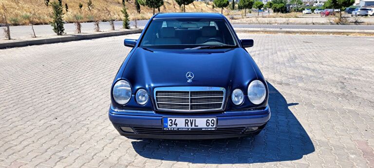 MERCEDES E-SERISI