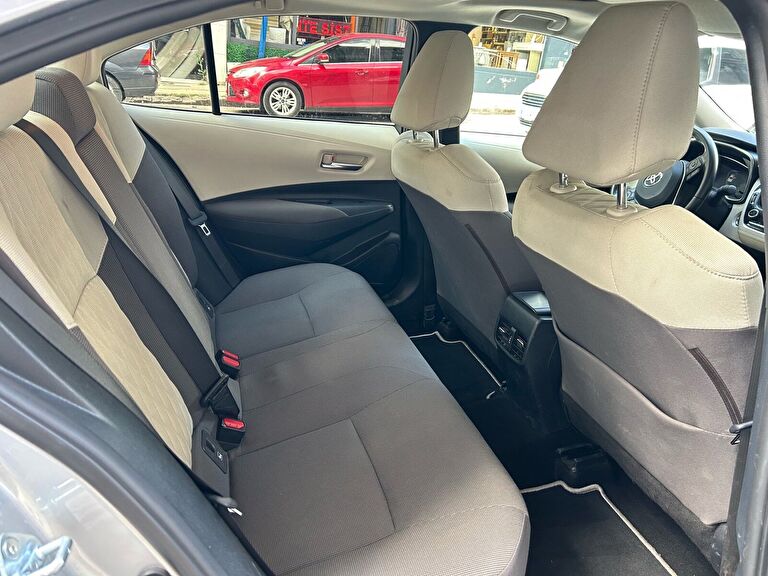 TOYOTA COROLLA