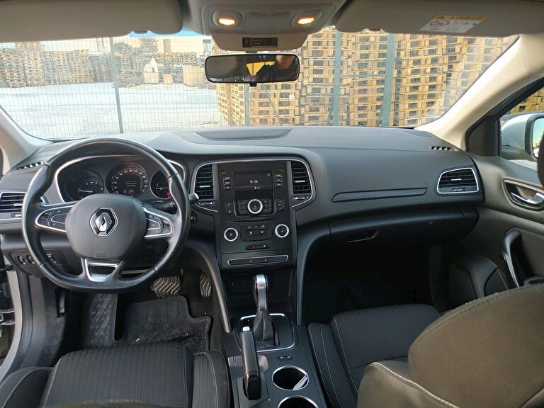 RENAULT MEGANE