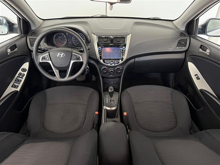 HYUNDAI ACCENT BLUE