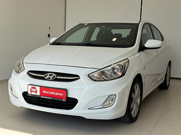 HYUNDAI ACCENT BLUE