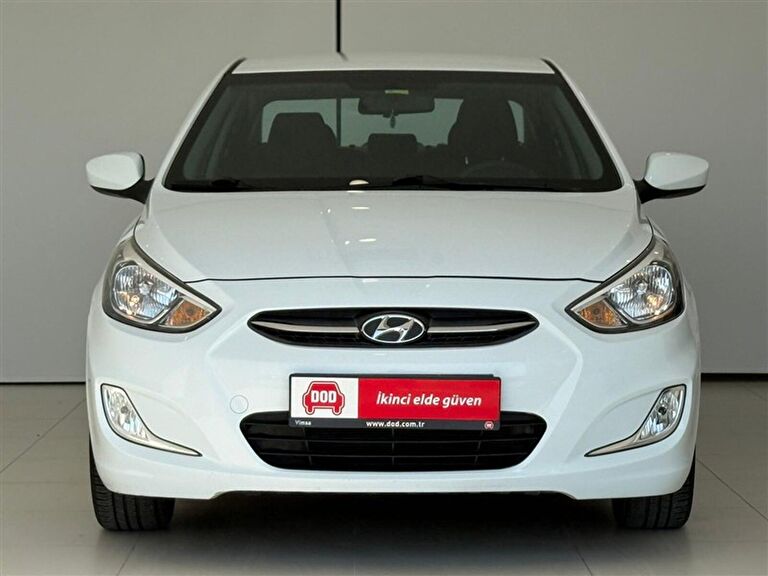HYUNDAI ACCENT BLUE