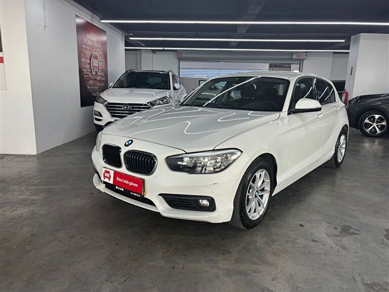 BMW 1 SERISI